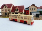 H0 Eisenbahnplatte Konvolut Häuser Zubehör Ikarus Bus DDR Gebäude Minol Tankstelle