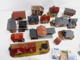 H0 Eisenbahnplatte Konvolut Häuser Zubehör Ikarus Bus DDR Gebäude Minol Tankstelle