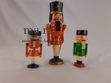 3 x Nussknacker Erzgebirge Seiffen antik alt Spielzeug Holz 18 cm Volkskunst RAR